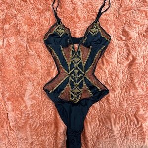 Thistle & Spire “Abielle” Bodysuit - M